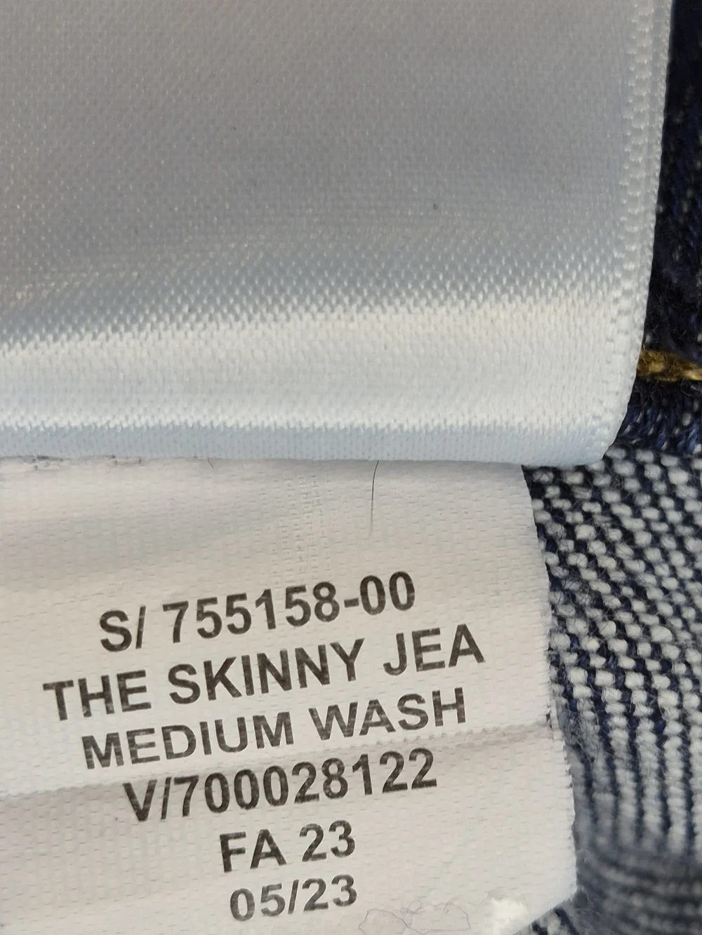 Banana Republic Dark Blue Cropped Ankle Jeans